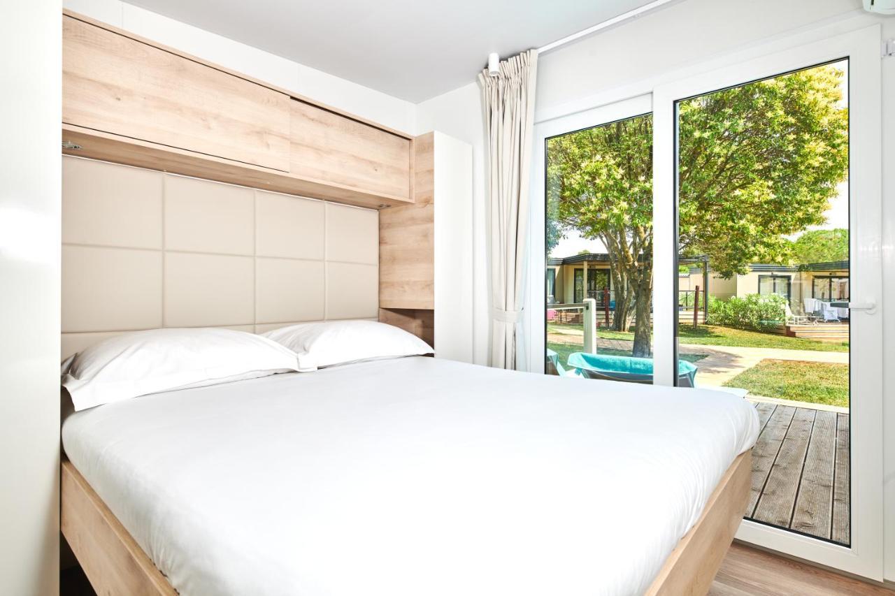 Camping Stella Maris Mobile Homes Umag Ngoại thất bức ảnh